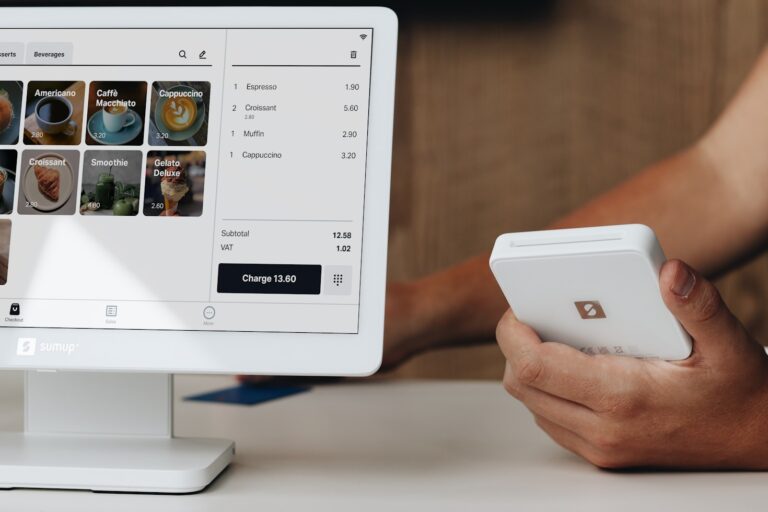 Vantagens do Uso do Kadence em Plataformas Financeiras